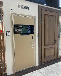 Двери с биометрической идентификацией: технологии, безопасность и применение